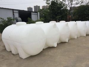 卧式塑料水箱